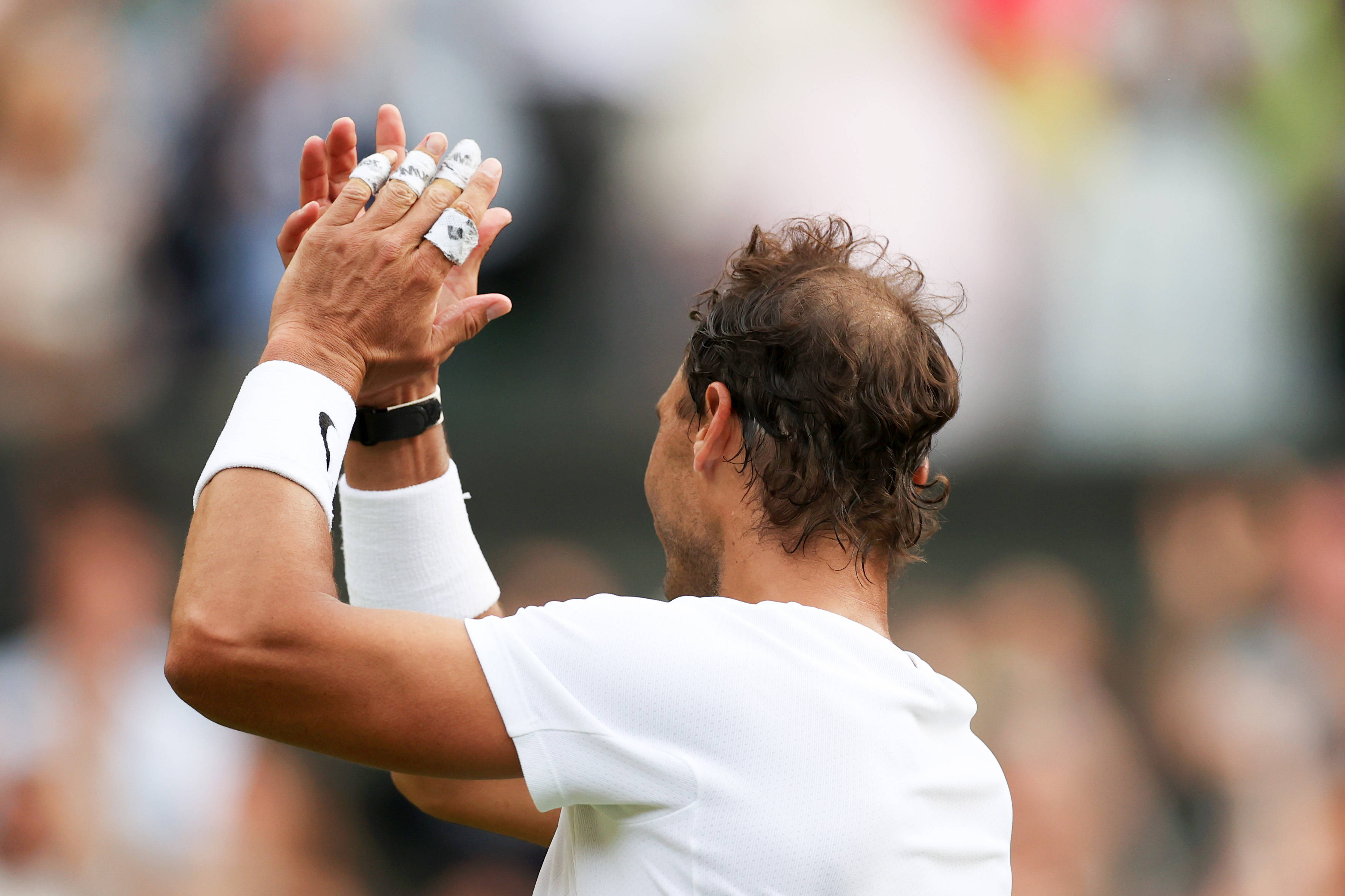 纳达尔连续十二场比赛得分超过回归赛场，TES挑战极限！