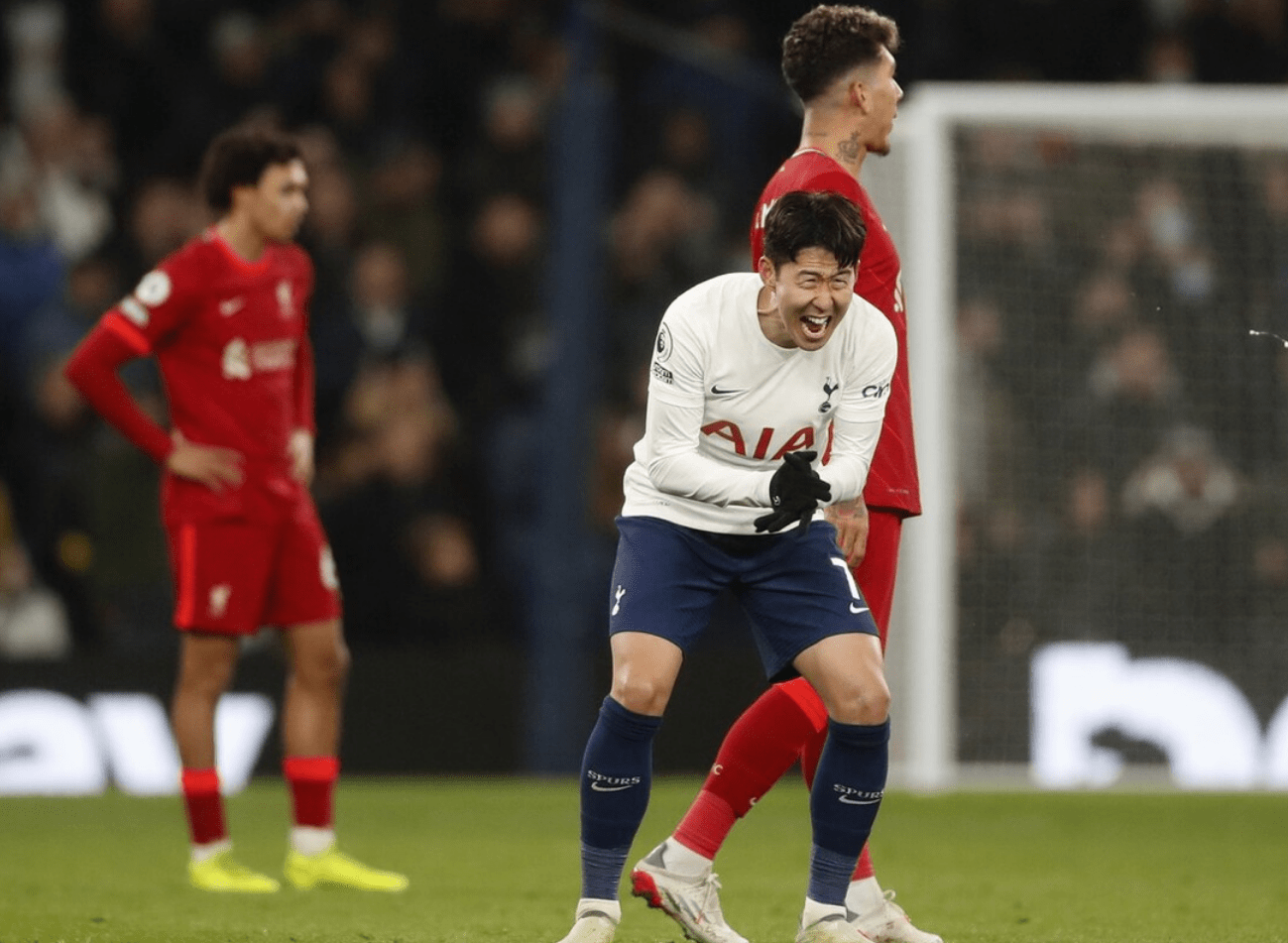 切尔西遭遇争议判罚，裁判组回应：执法公正，中心表示.